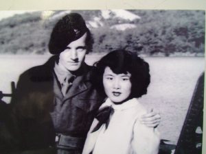 ピーターさんと浅山さんの若い頃の写真